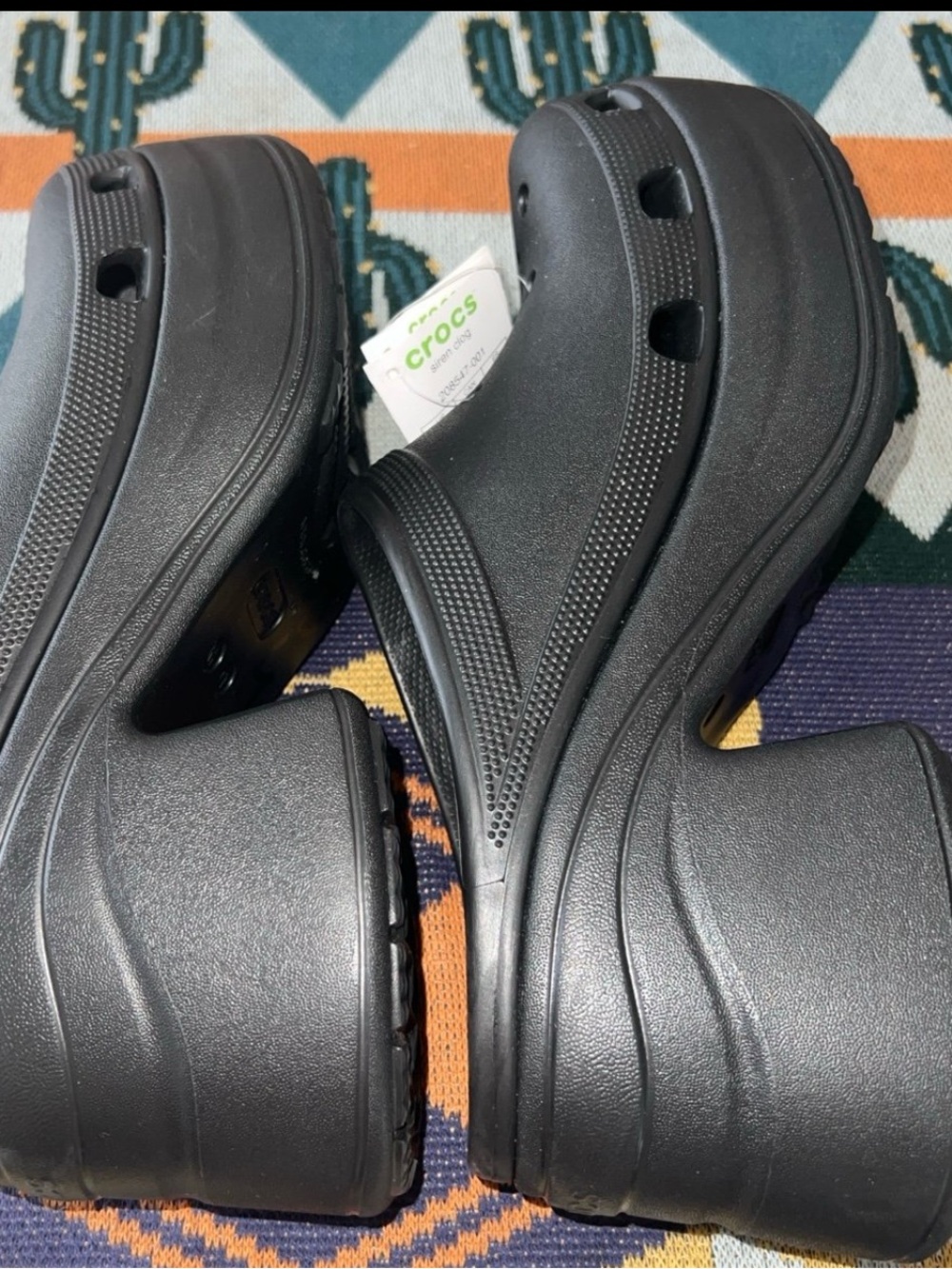 NWT BLACK CROCS SIREN CLOGS//WOMEN’S SIZE 12.5 OR MEN’S 11